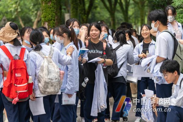 Ningbo कॉलेज प्रवेश परीक्षा 2022 में 44,900 परीक्षार्थियों के परीक्षा परिणाम का महत्वपूर्ण क्षण
